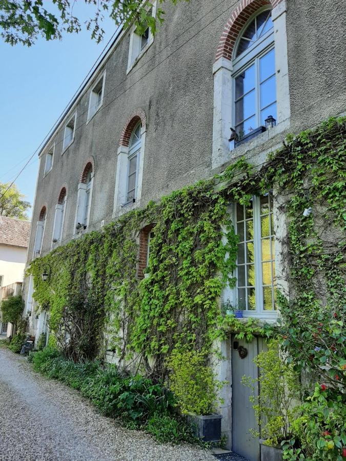 Dans Moulin Au Bord De L'Eau, Appartement Chaleureux Saint-Pryvé-Saint-Mesmin Dış mekan fotoğraf
