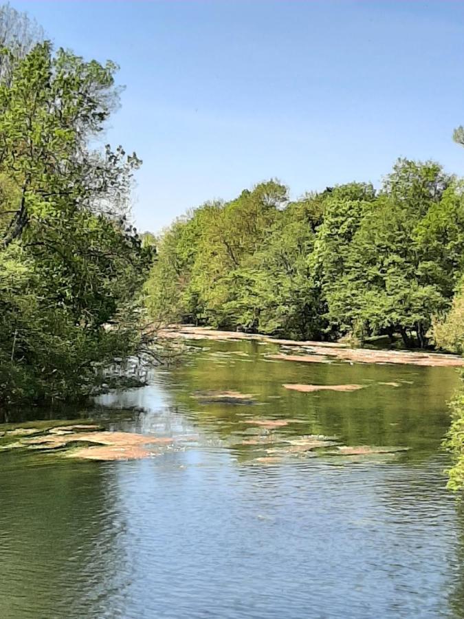 Dans Moulin Au Bord De L'Eau, Appartement Chaleureux Saint-Pryvé-Saint-Mesmin Dış mekan fotoğraf